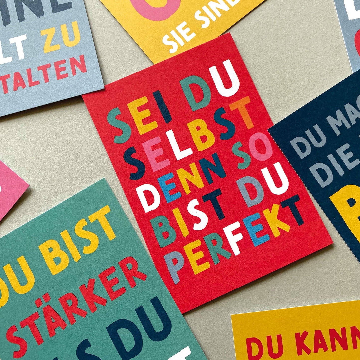 Mutmacher-Kartenset BUNT – Ermutigende Postkarten für starke Momente (10er-Set)